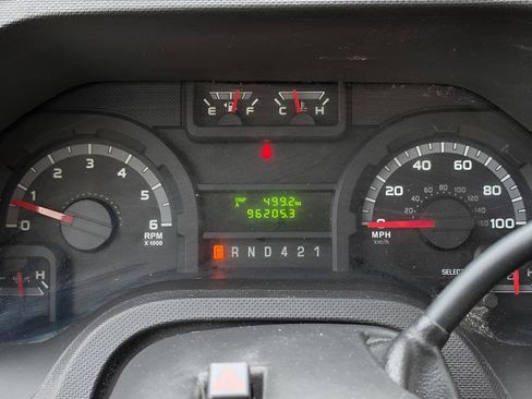 Used 2019 Ford E-350 and Econoline 350 Super Duty image 25