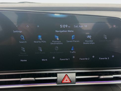 Used 2025 Hyundai Elantra SEL image 22