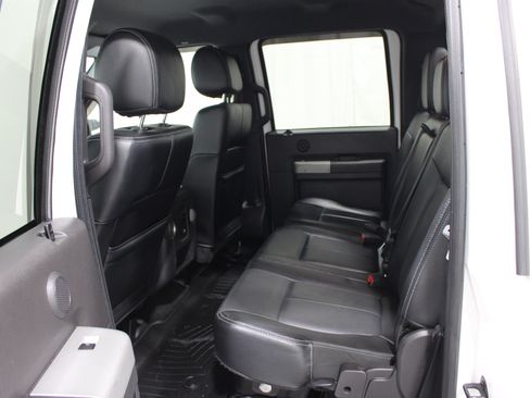Used 2016 Ford F250 Lariat w/ Chrome Package AWD/4WD image 19