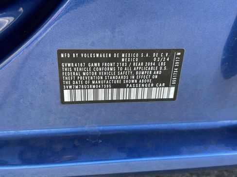 Used 2024 Volkswagen Jetta SE w/ Panoramic Sunroof Package image 10