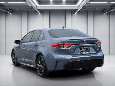 Used 2024 Toyota Corolla SE w/ SE Package FWD image 6