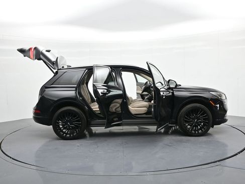 Used 2021 Lincoln Corsair Reserve w/ Equipment Group 201A AWD/4WD image 26