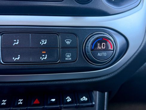 Certified 2022 Chevrolet Colorado ZR2 AWD/4WD image 34