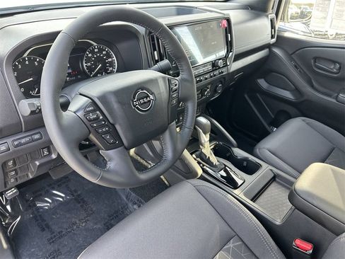 New 2026 Nissan Frontier SV w/ SV Convenience Package RWD image 29