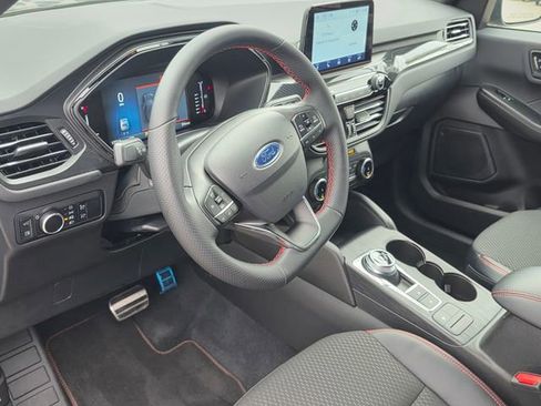 Used 2023 Ford Escape ST-Line w/ Equipment Group 301A image 7