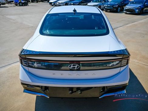 Used 2024 Hyundai Sonata SEL FWD image 4