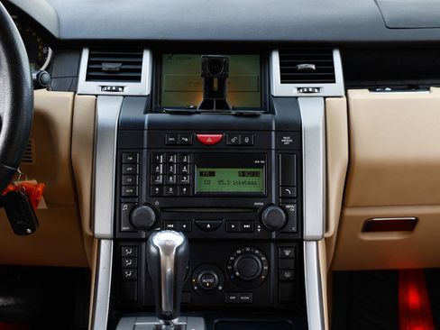 Used 2008 Land Rover Range Rover Sport HSE image 23