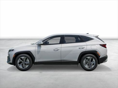 New 2026 Hyundai Tucson SEL image 3