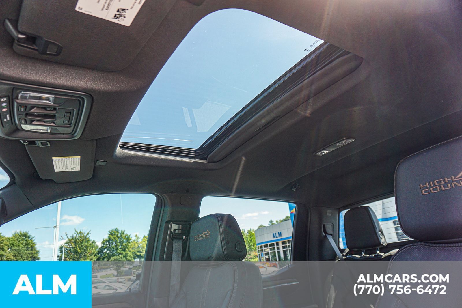 Used 2023 Chevrolet Silverado 1500 High Country w/ High Country Premium Package AWD/4WD image 38