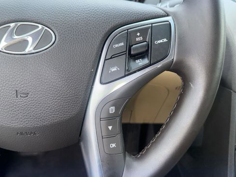 Used 2015 Hyundai Azera Limited image 26