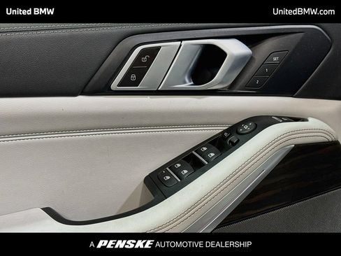 Certified 2024 BMW X5 sDrive40i w/ Premium Package RWD image 10