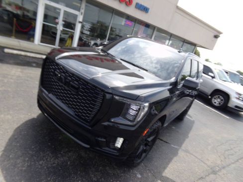Used 2021 GMC Yukon Denali w/ Denali Ultimate Package AWD/4WD image 62