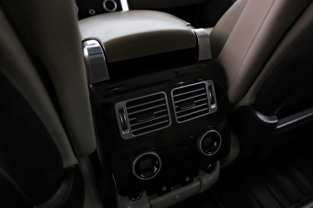 Used 2020 Land Rover Range Rover HSE AWD/4WD image 36
