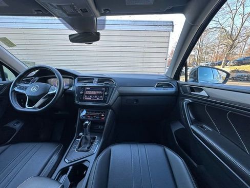 Used 2024 Volkswagen Tiguan Wolfsburg Edition image 28