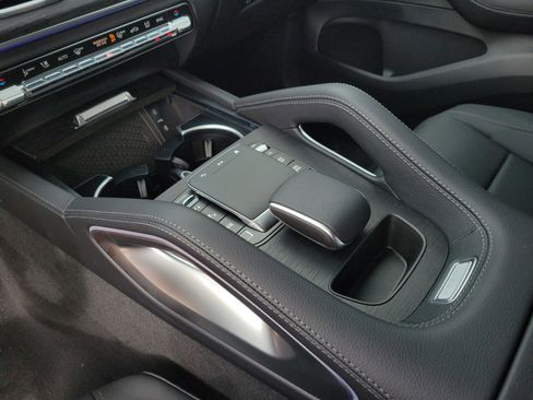New 2026 Mercedes-Benz GLE 450 4MATIC image 18