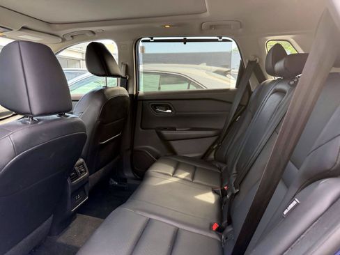 Used 2023 Nissan Rogue SV w/ SV Premium B Package AWD/4WD image 10