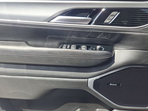 New 2026 Jeep Grand Wagoneer Limited AWD/4WD image 17
