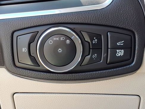 Certified 2023 Ford Edge Titanium AWD/4WD image 14