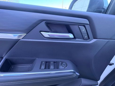 New 2026 GMC Acadia Elevation FWD image 18