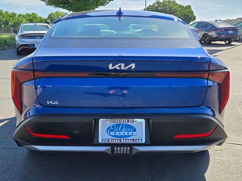 Used 2025 Kia K4 LXS image 5