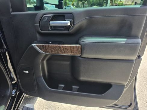 Used 2022 GMC Sierra 2500 Denali AWD/4WD image 24