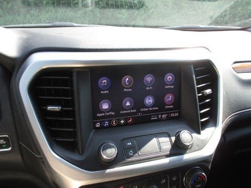 Used 2021 GMC Acadia SLE image 22