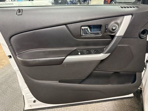 Used 2014 Ford Edge Limited w/ Vision Package image 8