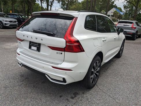 New 2025 Volvo XC60 B5 Plus w/ Protection Package Premier image 4