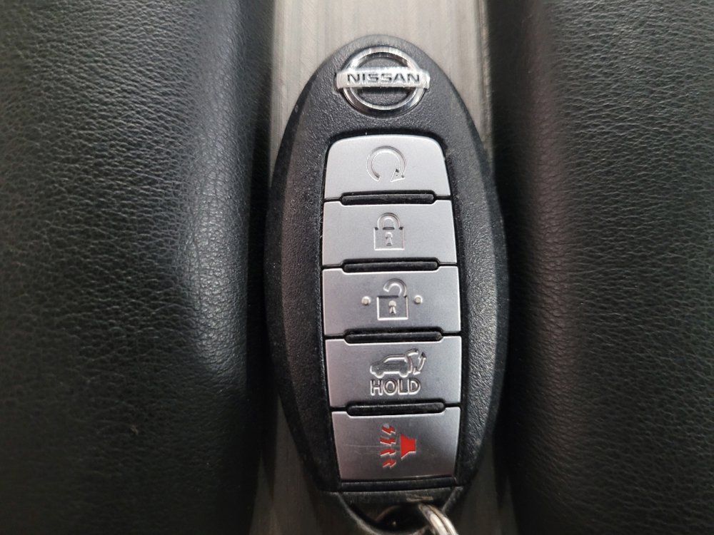 Used 2015 Nissan Murano Platinum w/ Platinum Technology Package FWD image 32