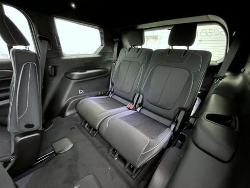 New 2025 Jeep Grand Cherokee L Laredo image 20