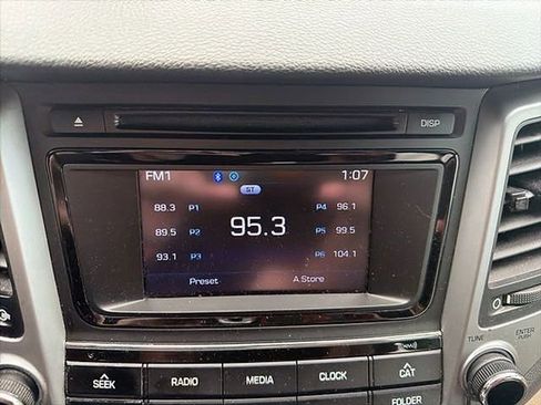 Used 2017 Hyundai Tucson SE FWD image 16