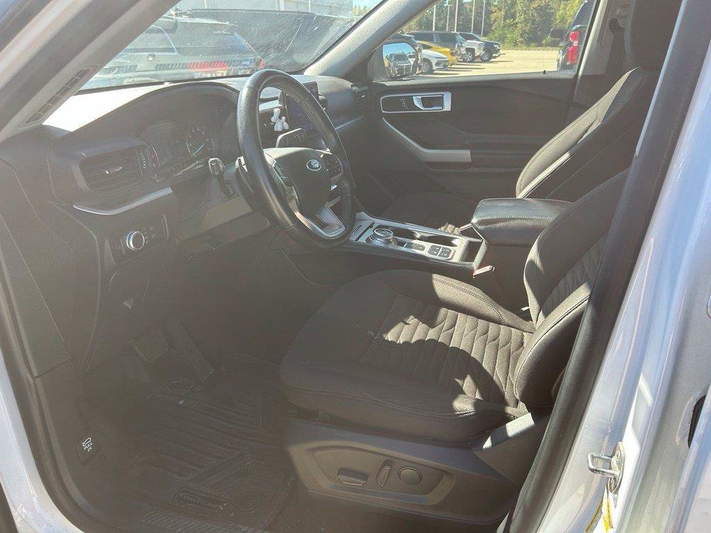 Used 2020 Ford Explorer XLT RWD image 10