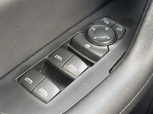 Used 2021 Chevrolet Blazer LT AWD/4WD image 16