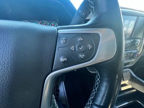 Used 2018 GMC Sierra 1500 SLT image 28