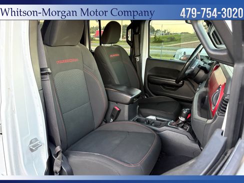 Used 2018 Jeep Wrangler Unlimited Rubicon image 35