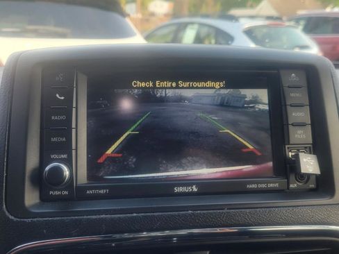Used 2019 Dodge Grand Caravan GT FWD image 14