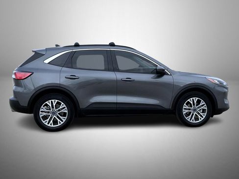 Used 2022 Ford Escape SEL image 4