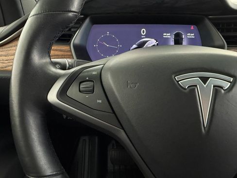 Used 2019 Tesla Model X 75D AWD/4WD image 13