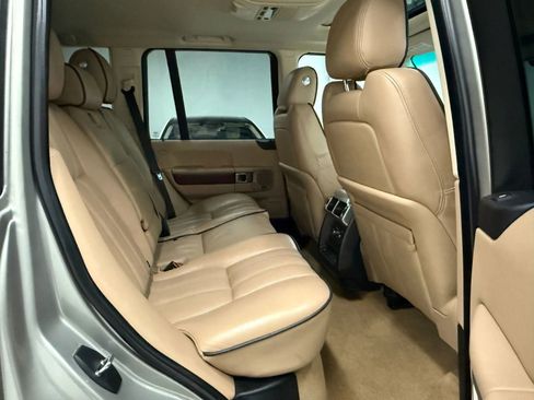 Used 2011 Land Rover Range Rover HSE LUX image 20