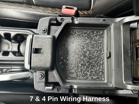 Used 2021 Jeep Wrangler Unlimited Sahara AWD/4WD image 27