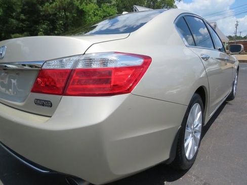 Used 2015 Honda Accord EX-L image 14