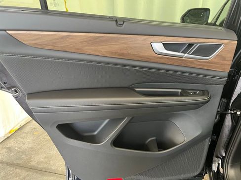 New 2026 Volkswagen Atlas SE image 21