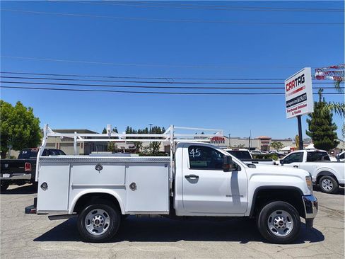 Used 2016 GMC Sierra 2500 2WD Regular Cab w/ Sierra Convenience Package image 4