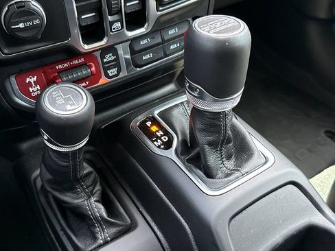 Used 2024 Jeep Wrangler Unlimited Rubicon 392 AWD/4WD image 28