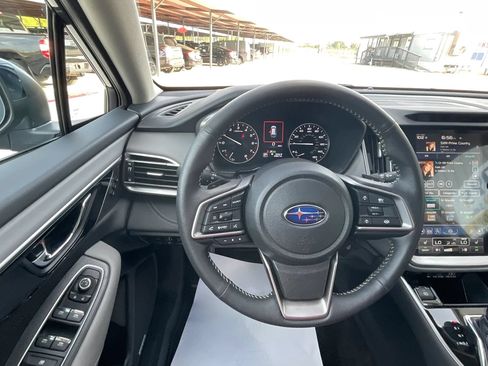 Used 2025 Subaru Outback Limited AWD/4WD image 26
