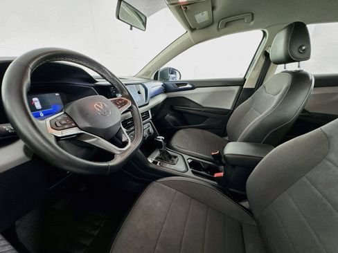 Used 2022 Volkswagen Taos SE FWD image 20
