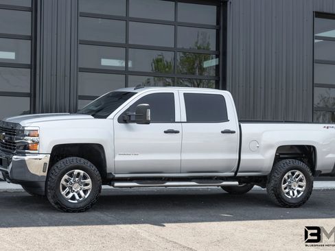 Used 2015 Chevrolet Silverado 2500 W/T w/ WT Convenience Package image 3