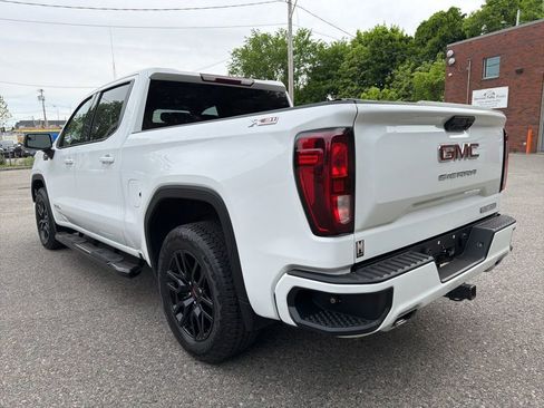 Used 2024 GMC Sierra 1500 Elevation AWD/4WD image 3