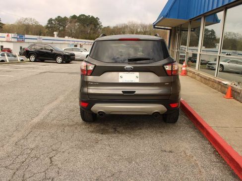 Used 2018 Ford Escape SE FWD image 6