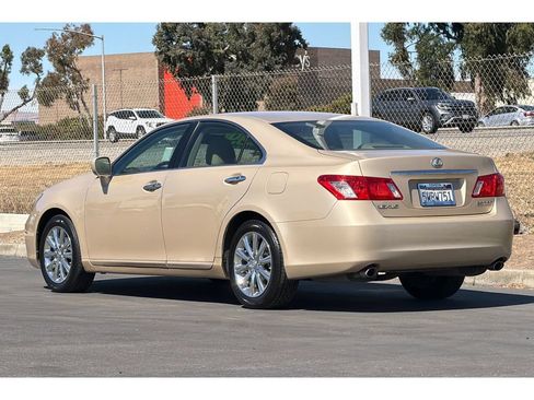 Used 2007 Lexus ES 350 w/ Premium Pkg FWD image 6